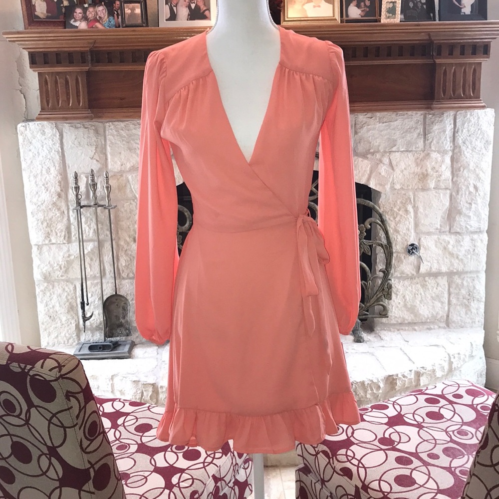 Gianni Bini peach LS wrap dress Sz-xs v-neck